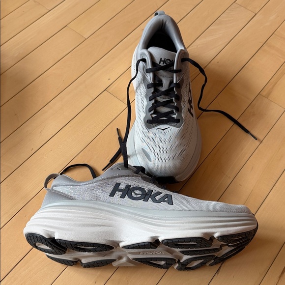 Men’s Hoka Bondi 8 Grey and Black Size 10.5 BRAND NEW IN BOX - Picture 3 of 7